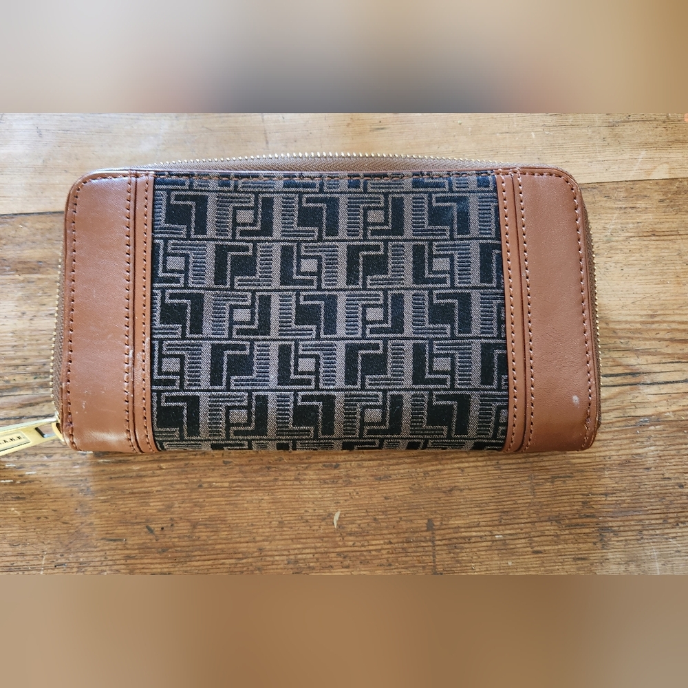 L.A.M.B. wallet Gwen Stefani - Picture 4 of 6